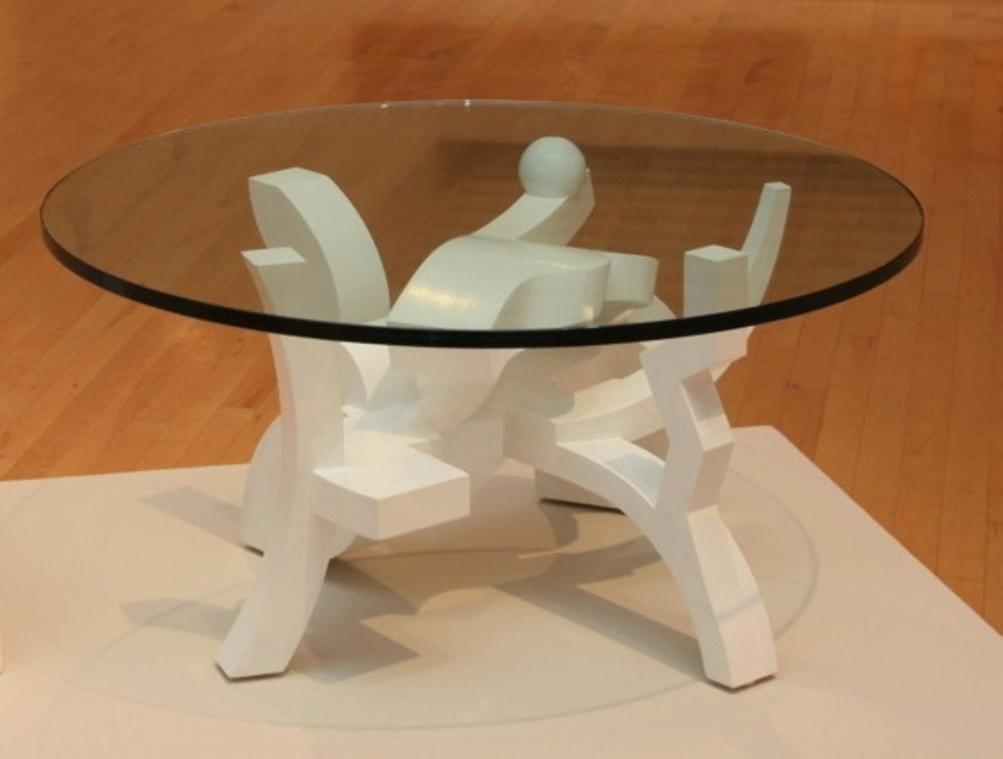 Garry Table