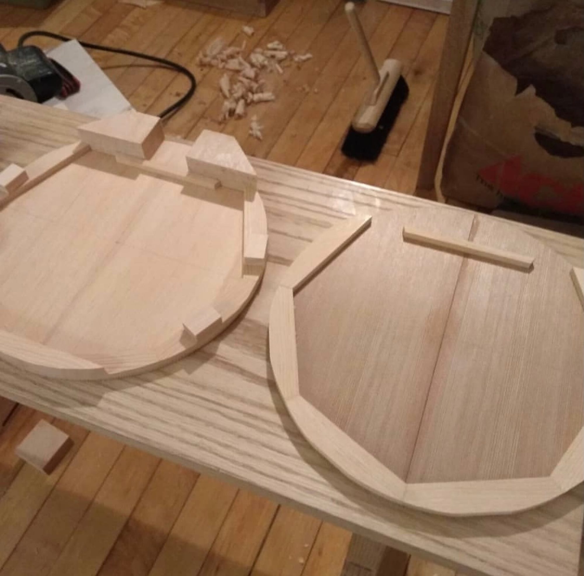 Tom Lees Banjo in Process