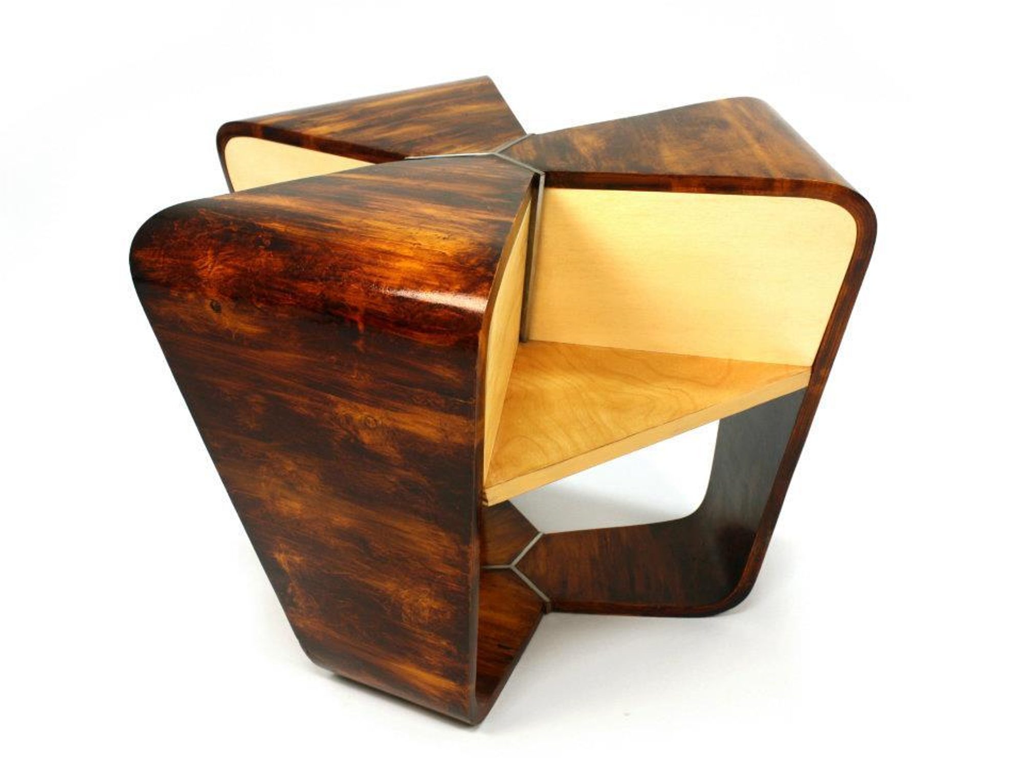 Apple Table