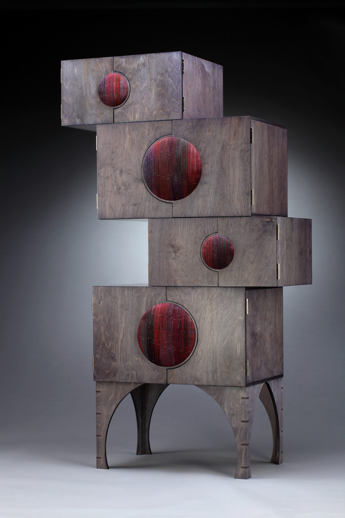 Luna Cabinet