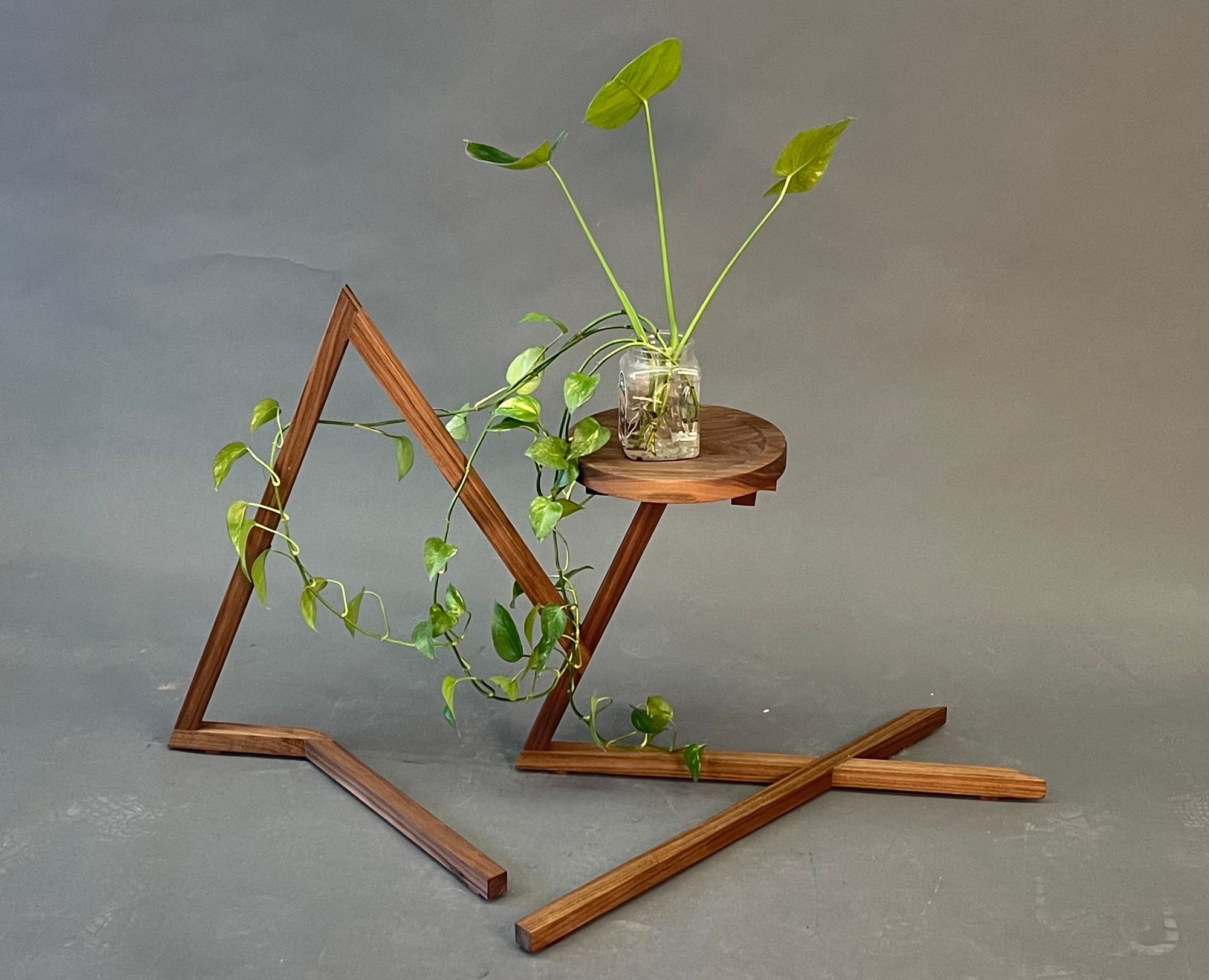 Trellis Table