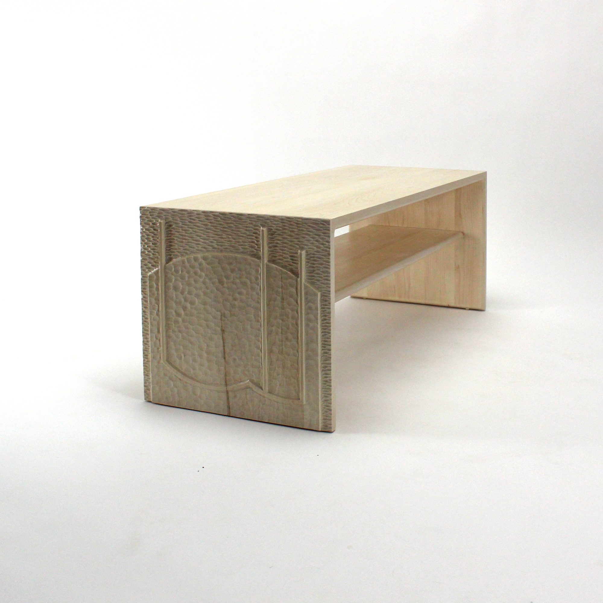 Aura table