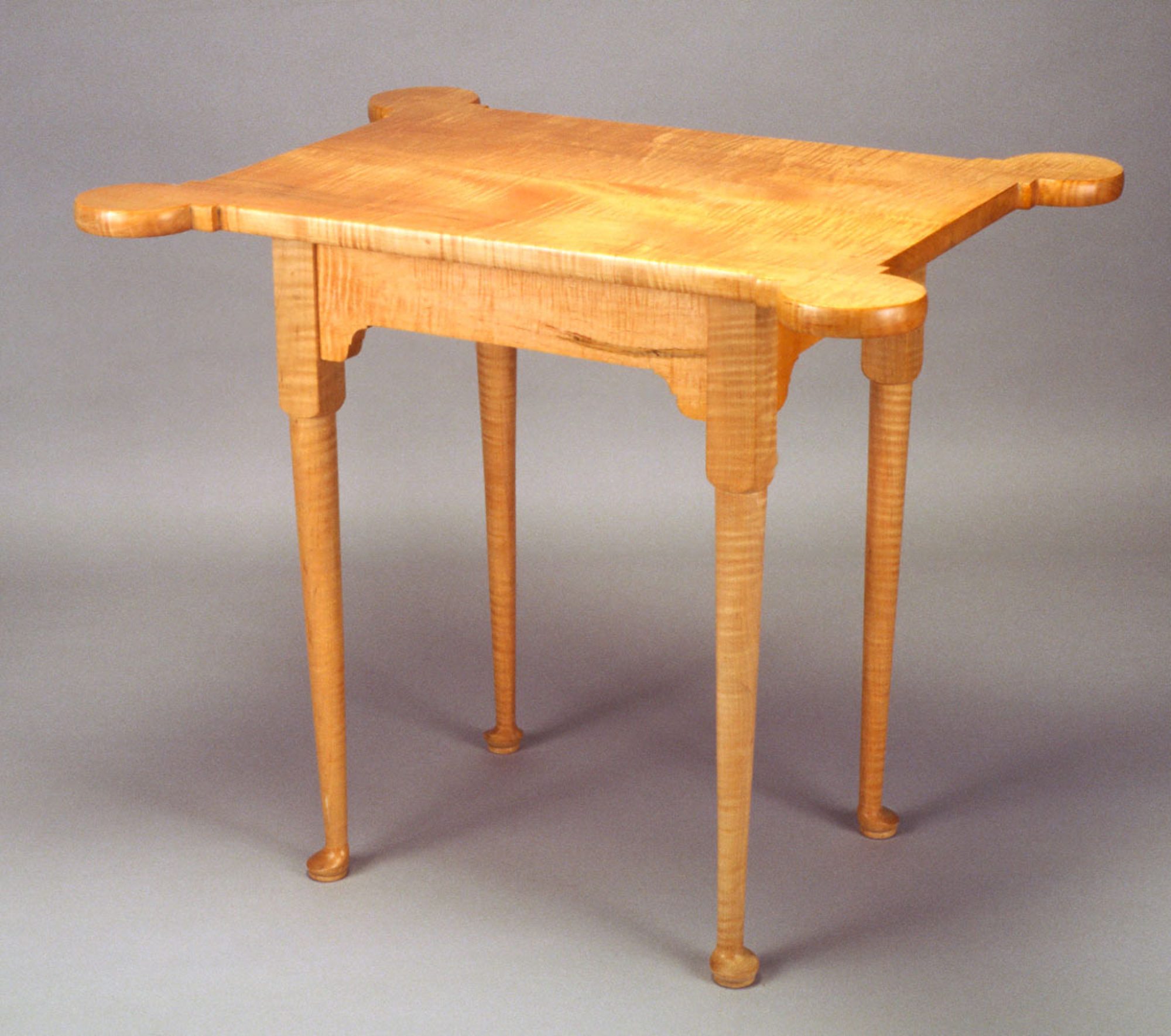 Porringer Table
