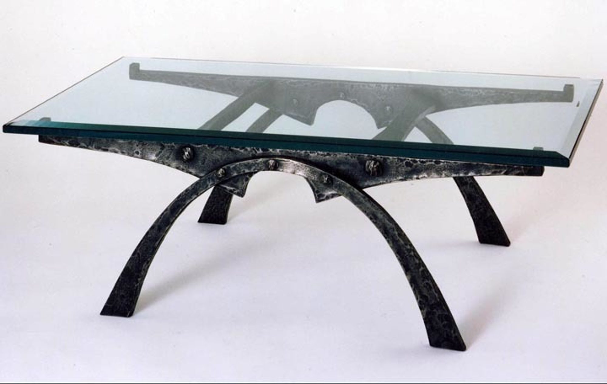 Arc Table