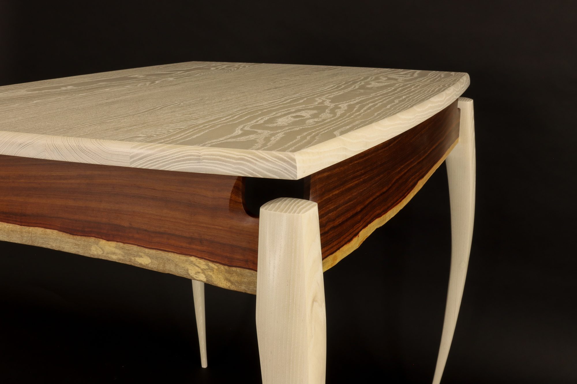 Bar/Conversation Table