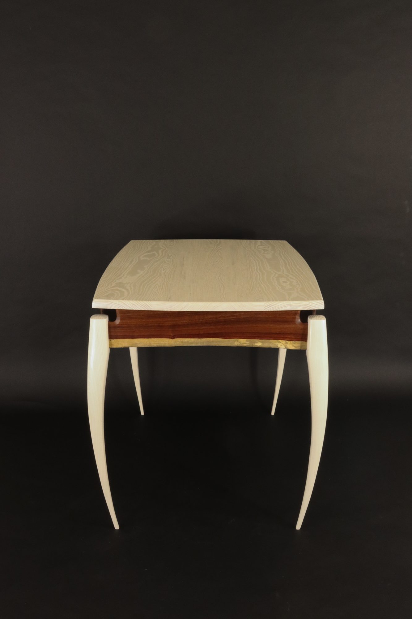 Bar/Conversation Table