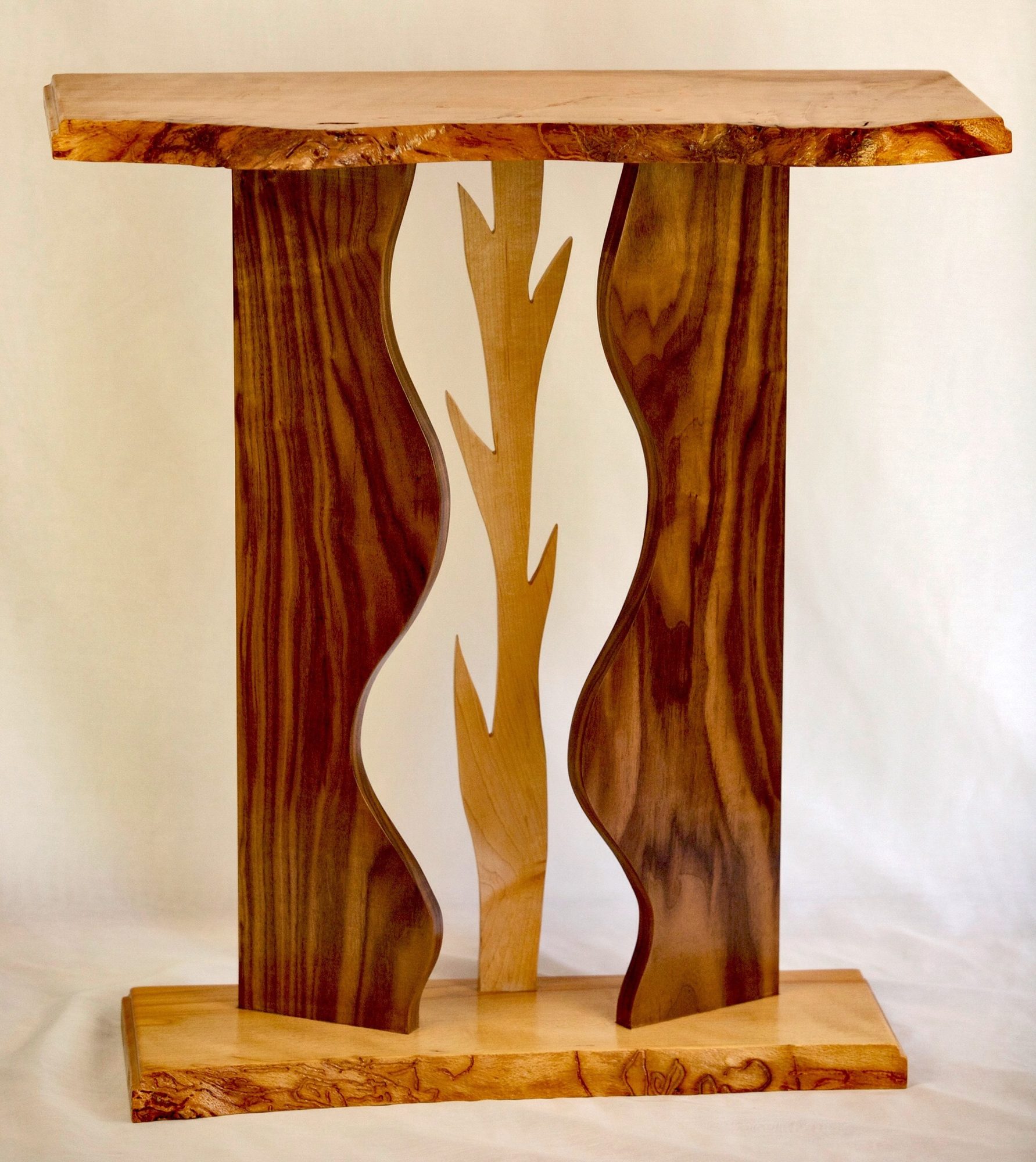 Entry Table: Wave & Tree
