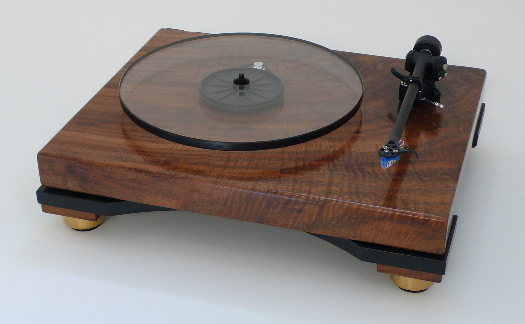 Walnut Turntable