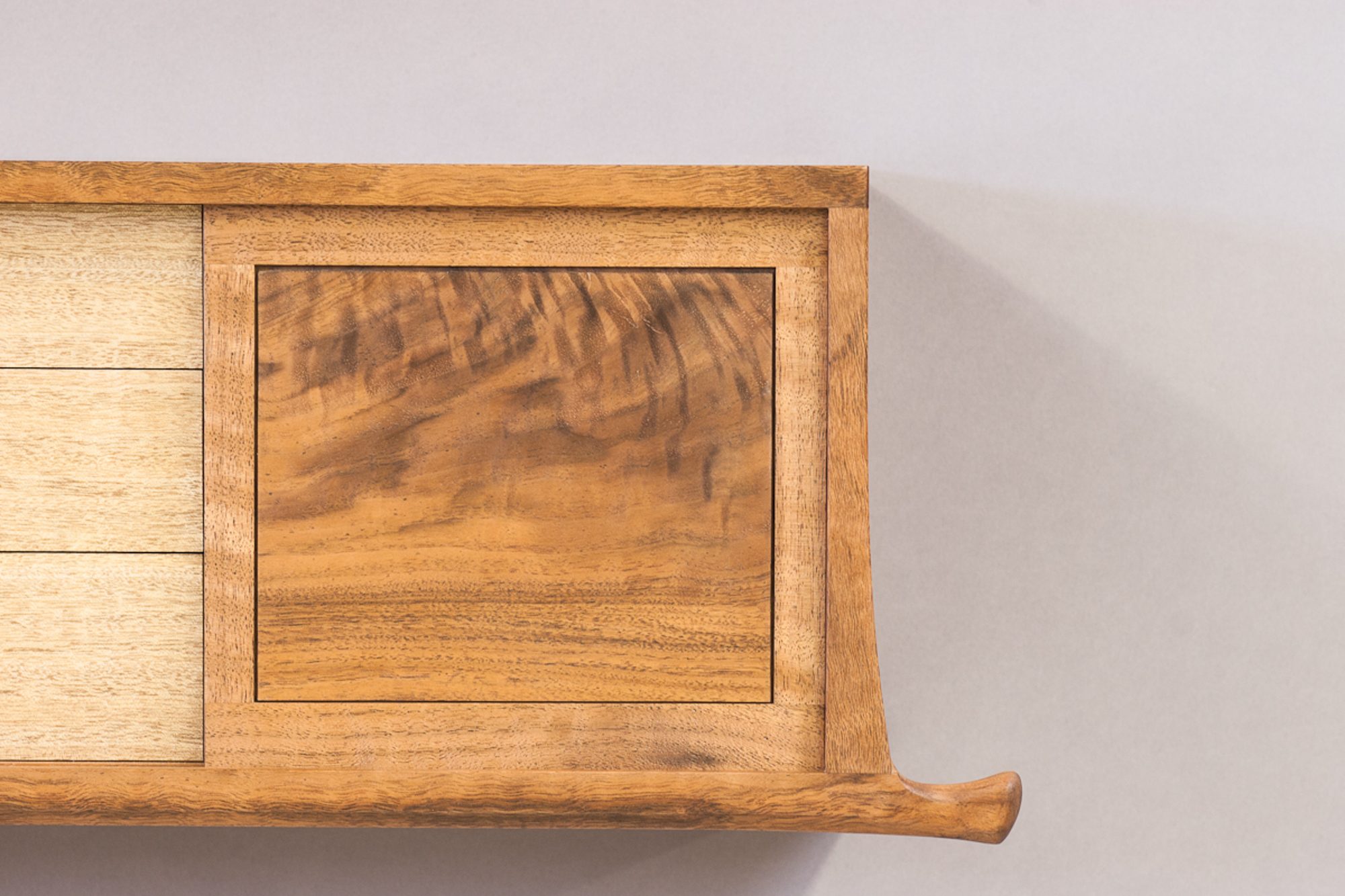 Sierras Wall Cabinet