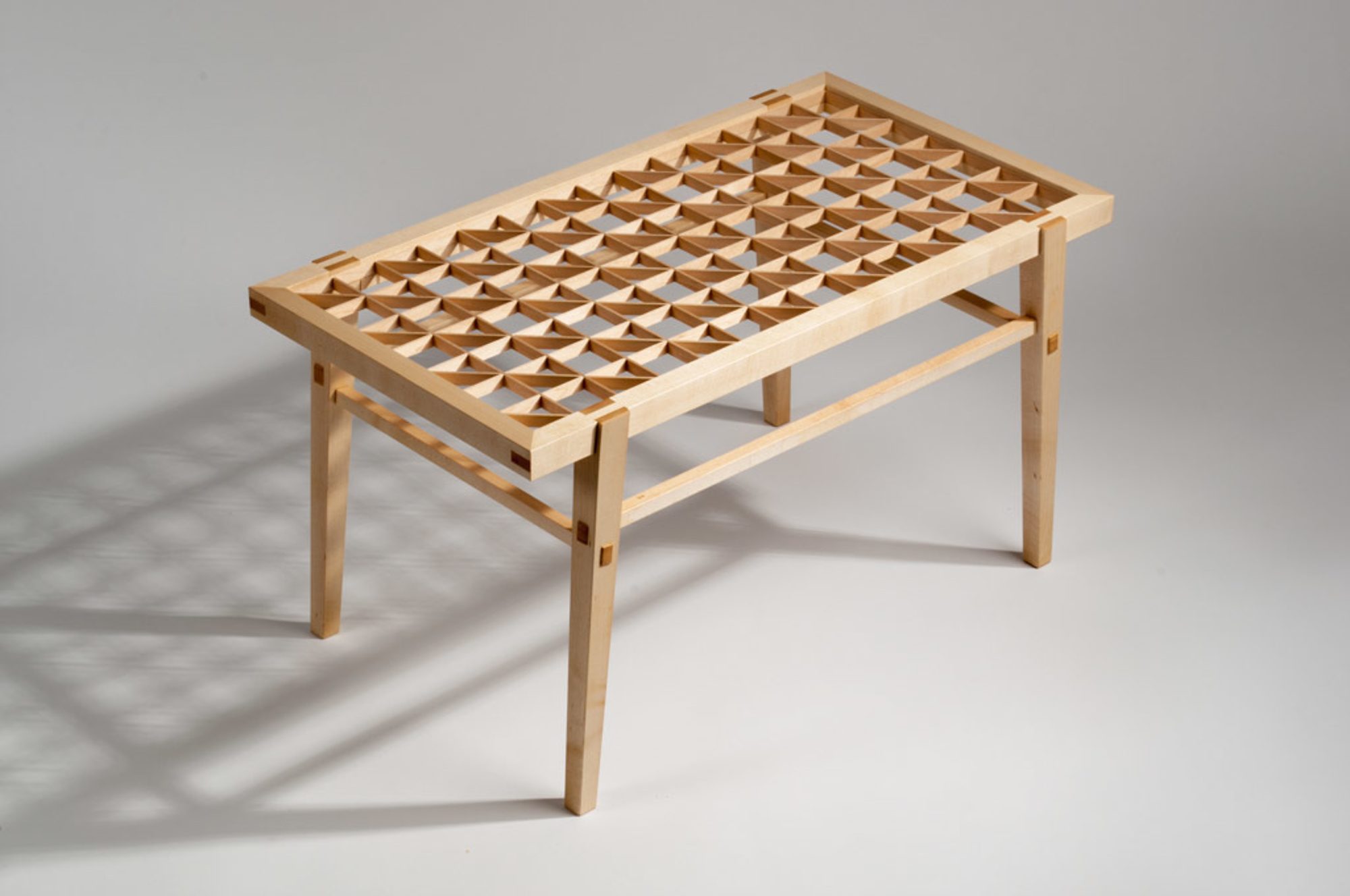 jigumi coffee table