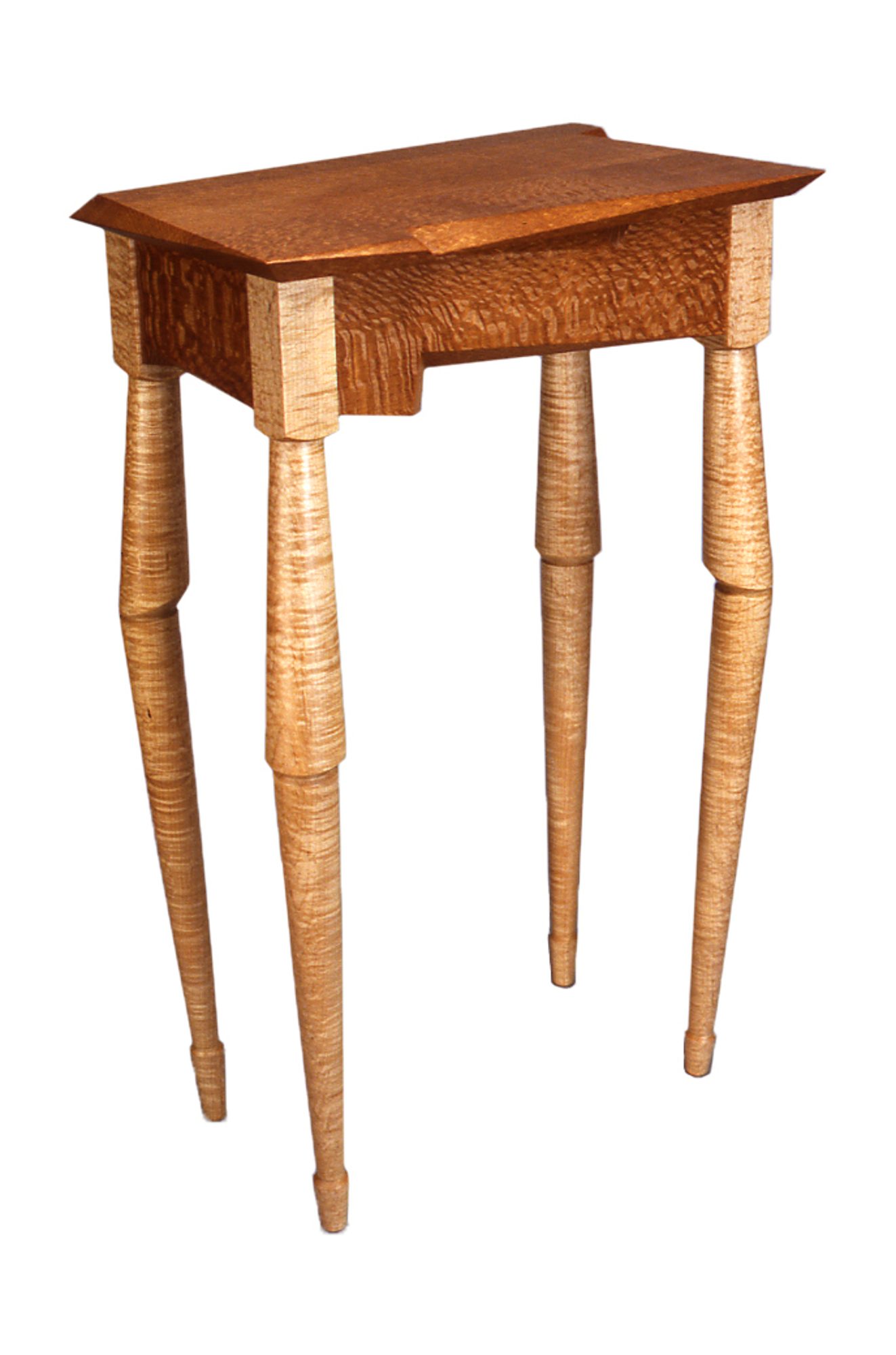SPIDER TABLE