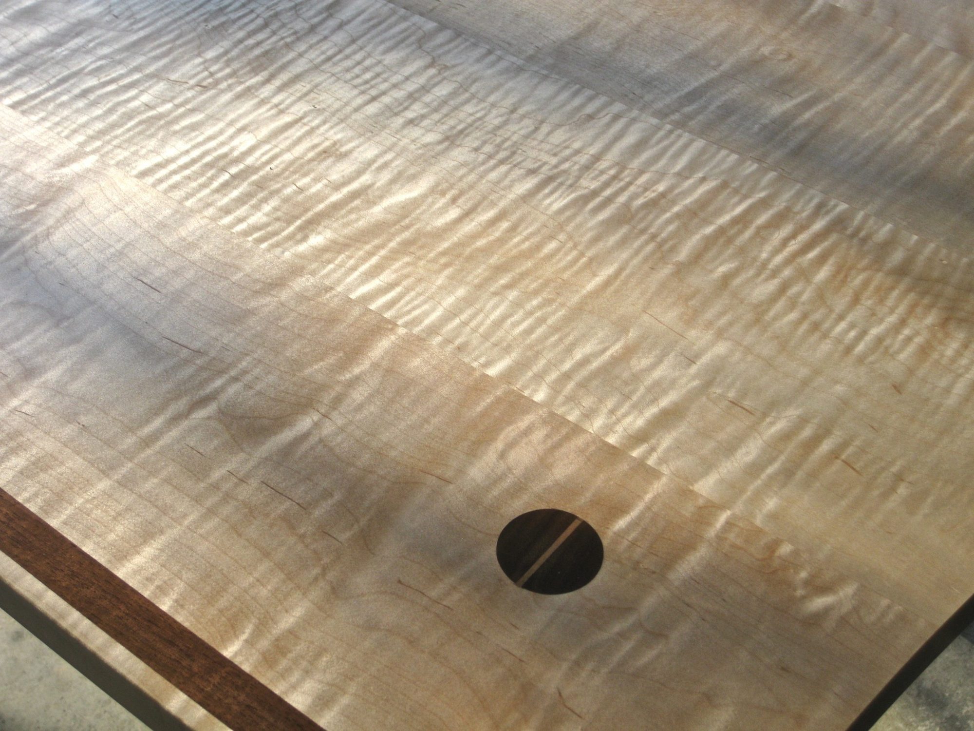 New windsor Desk - detail