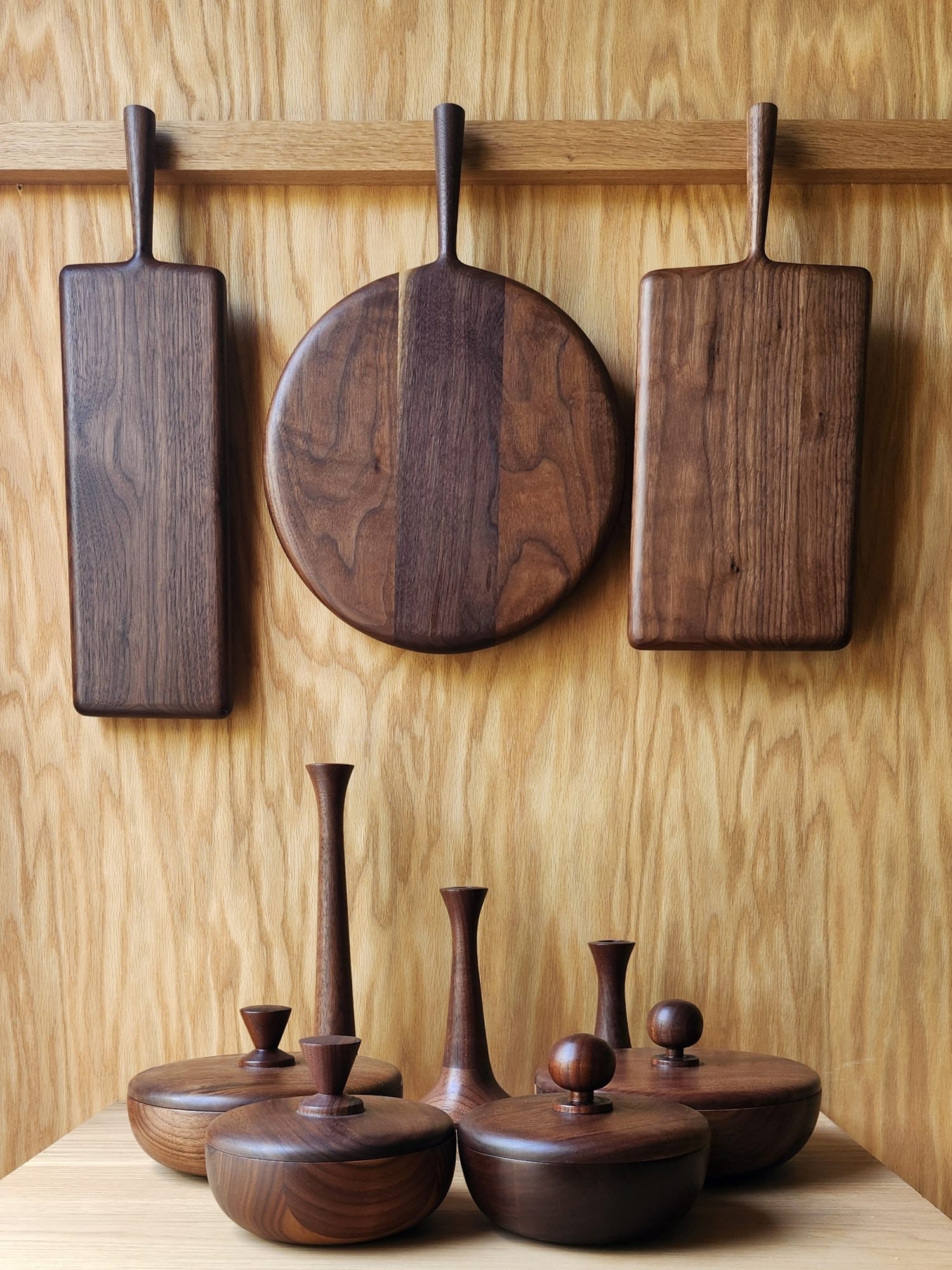 Walnut Boards And Bowls