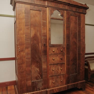Thomas Day Furniture LF
