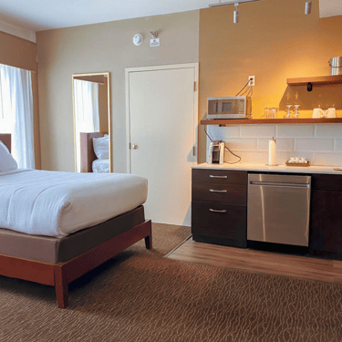 SYR BW King Suite