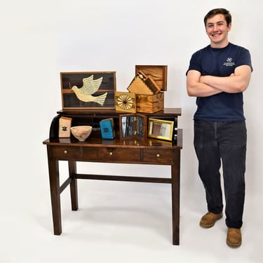 CWS Student Desk with Projects