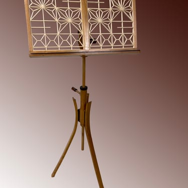 Kumiko Music Stand