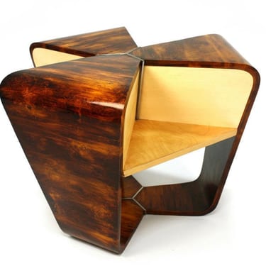 Apple Table