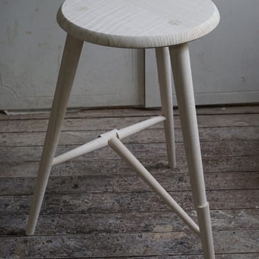 Bleached oak stool