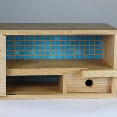 cabinet detail