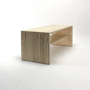 Aura table