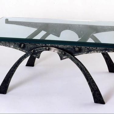 Arc Table