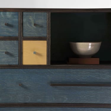 TANSU BLUE - DETAIL