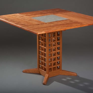 Cafe style table