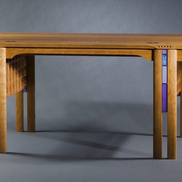 Glasgow Desk.