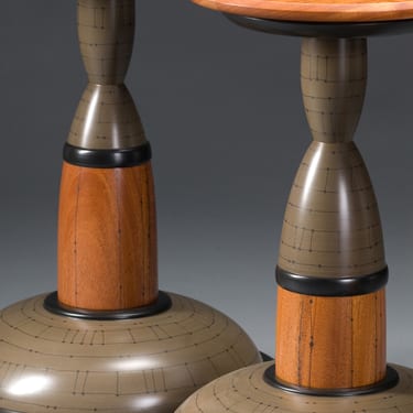 Odd Man Out Table, detail