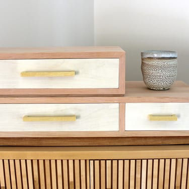 Tea Cabinet (Asymmetric)