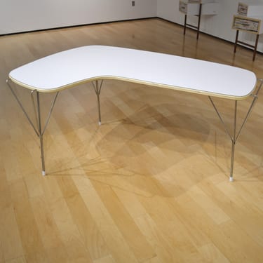 Y-Line Desk