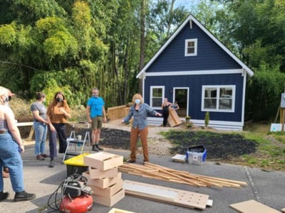 Making Home: Craft For a Greater Good Synopsis