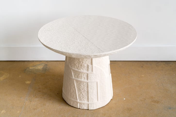 Reflecting table