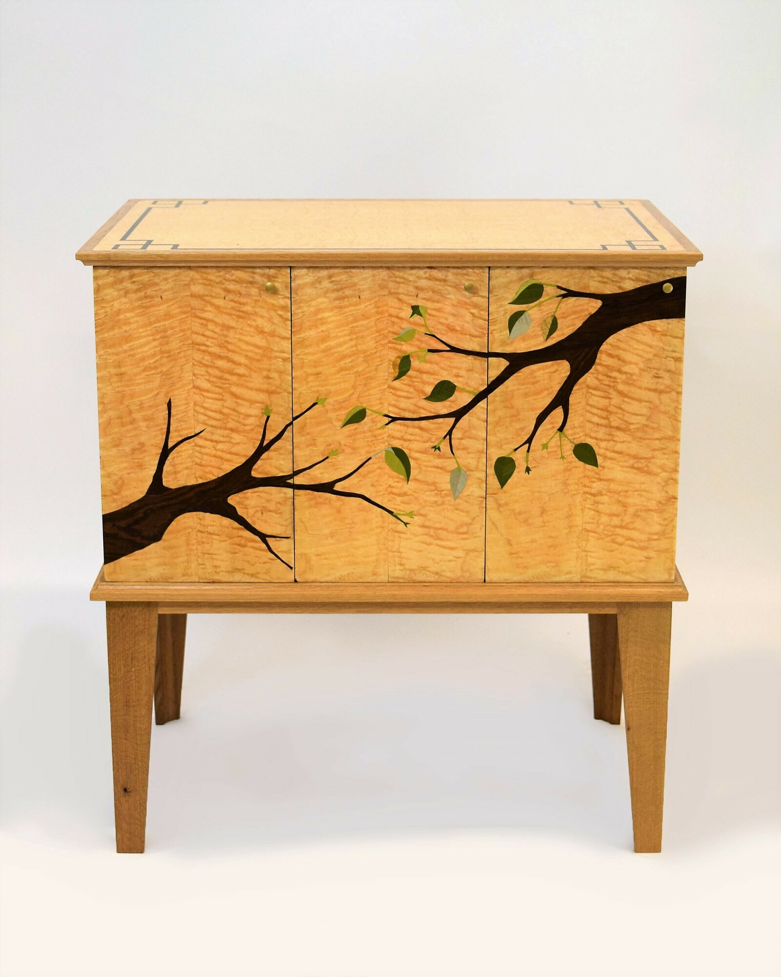 CWS Inlay Cabinet