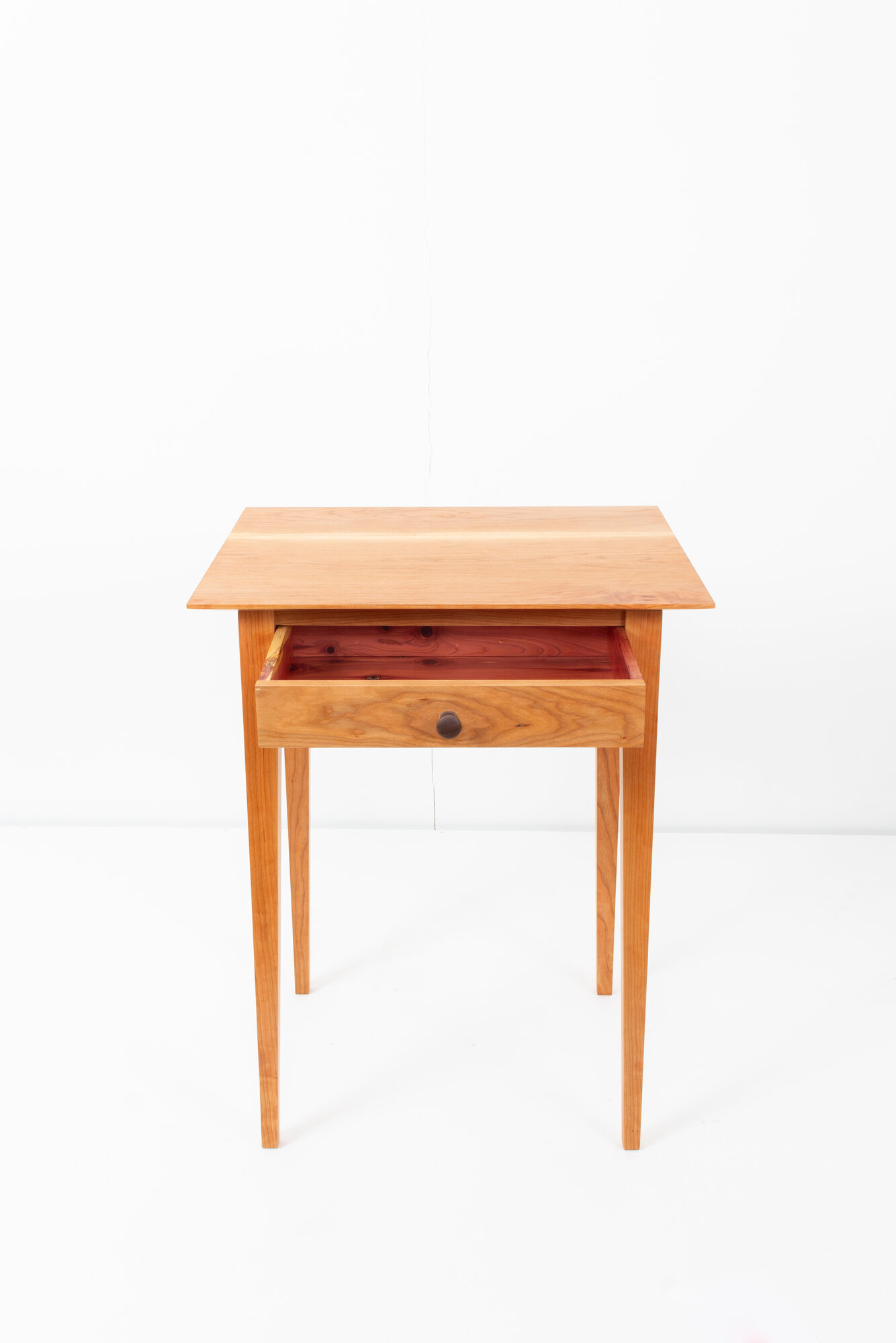 Shaker table