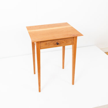 Shaker table