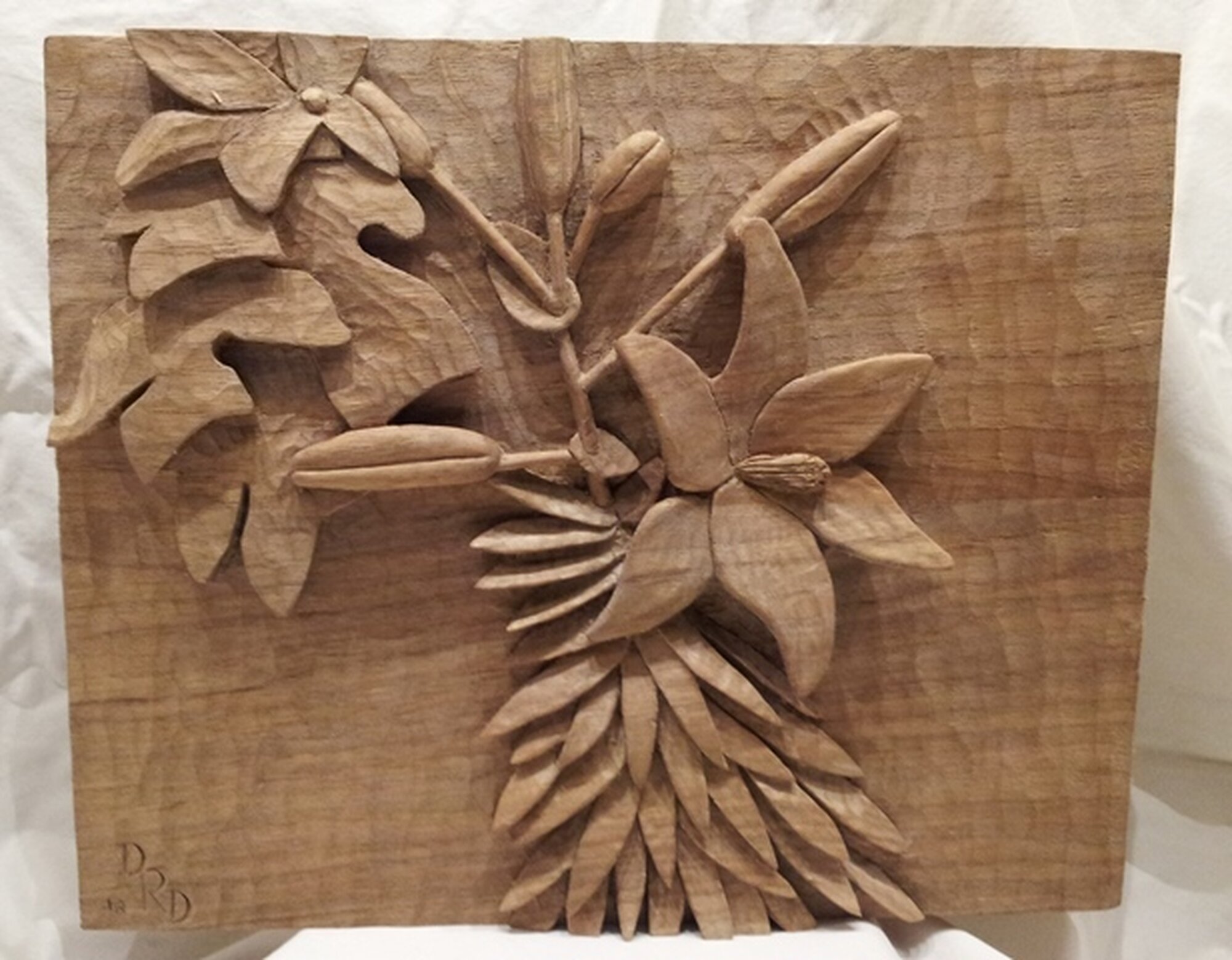 Lilly Carving