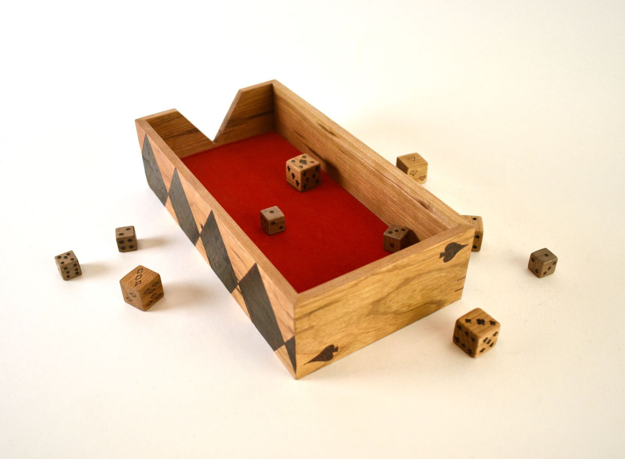 Card Suit Dice Box with Wooden Dice