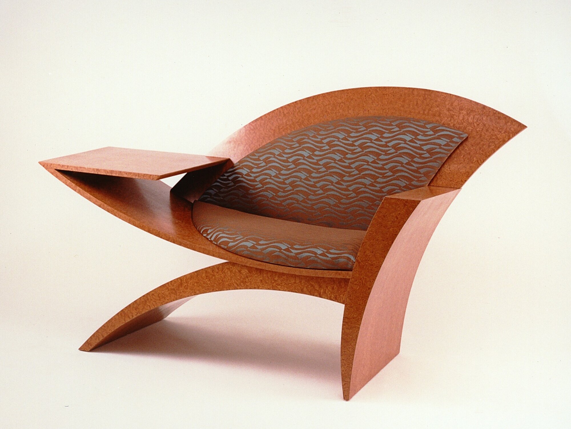 Lateen chair front