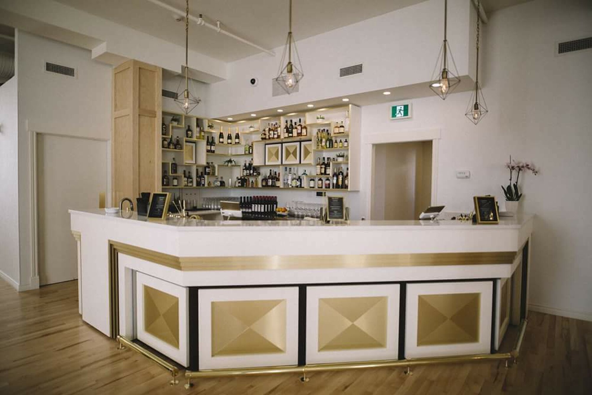 The Chanterelle - Ballroom Bar