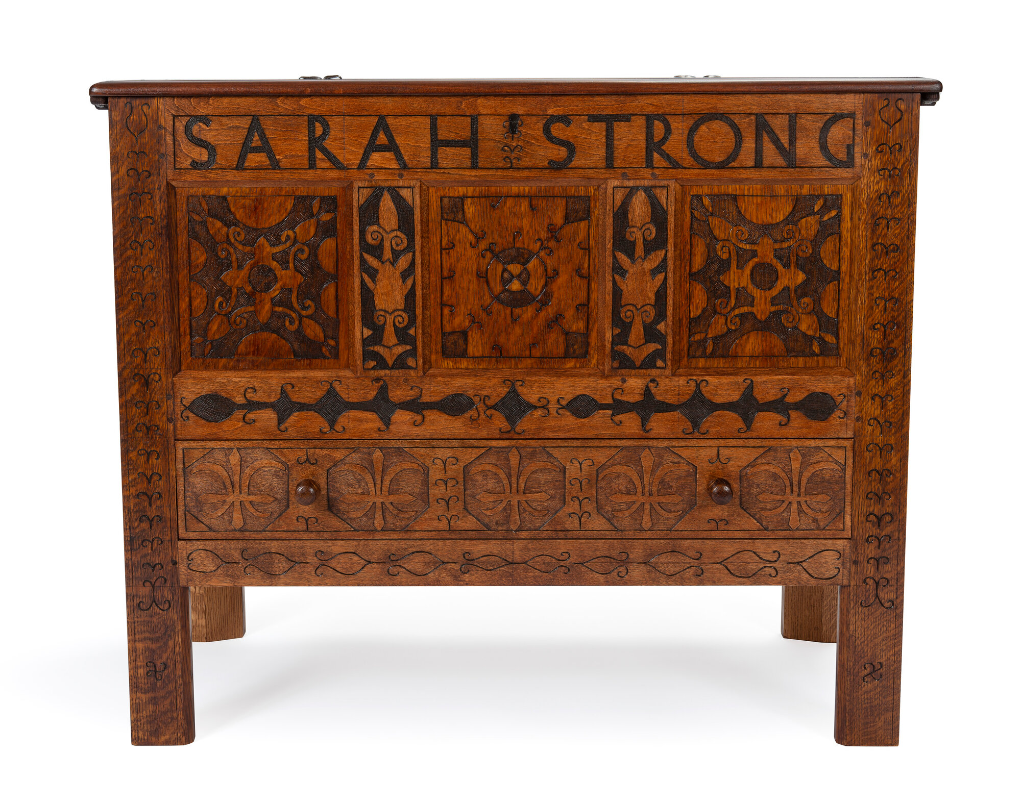 Sarah Strong Chest Replica